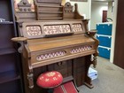 Antique J  Estey   Company  Brattleboro Vermont Walnut 1890 s Pump Organ