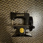 Mint Condition Vintage Singer Sewhandy Model 20 Child   s Miniature Sewing Machine