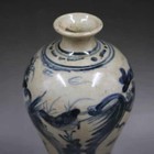 Chinese Old Porcelain Vase Blue And White Porcelain Pattern Mei Bottle Vase