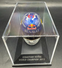 Minichamps  Redbull Arai Helmet  2011 World Champion- Sebastian Vettel 1 8 Scale