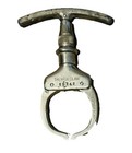 Antique    the Iron Claw  Working Hand Cuff Restraint  Clip  Fully Operational 