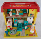 Fisher Price Vintage Little People Play Family Hospital  931 Complete-  Fpb045