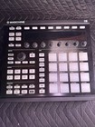 Native Instruments Maschine Mk2 Groove Production Studio - Black  222