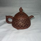 Chinese Yixing Zisha Clay Tea Pot  Hand Made  Lattice Pattern 3 5   