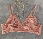 New Glossy 2nd Skin Stretch Satin 42 44 Bra   Bralette No Wires 2x