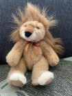 Vintage Russ Berrie Richard The Lion 9    Golden Sitting Plush Heartcraft Collect