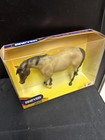 Breyer Traditional Indian Pony   929 Cheyenne Mustang