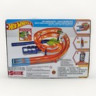 Hot Wheels Whip Around Raceway Stunt Tracks Set New W  2 Cars