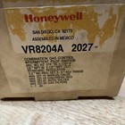 Honeywell Furnace Control Gas Valve - Vr8204a2027