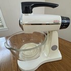 Sunbeam Mixmaster Model 01960 Mixer W stand 12 Speed Bowl Hooks Beaters  works 