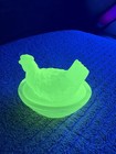 Mini Hen On Nest Glows     3    X 2 5    Tiny Masterpiece New In Box