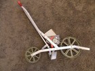 Earthway 1001-b Precision Garden Seeder - Includes 6-seed Plates