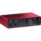 Focusrite Scarlett 2i2 Studio  4th Gen  Recording Package
