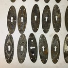 Lot Brass Antique Hardware Keyhole Cover Escutcheon Keyhole Oval 30pcs   5 C5