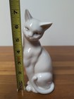 Vintage Mcm White Siamese Cat Figurine Statue 7  Ceramic Sitting Kitty Flaw