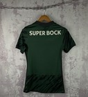 Vintage Nike Sporting Lisbon Soccer Jersey Women   s 2020-21 Home Football Shirt