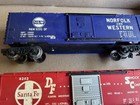 Lionel Train Box Cars - 9205 Norfolk And Western And 9202 Santa Fe -  Lot Of 2 