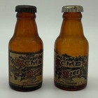 Vintage Muth   Son Buffalo  Ny Jung Old Country Beer Bottle Salt   Pepper Shaker