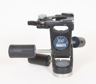 Manfrotto 3047 Tripod Head With 2 Plates