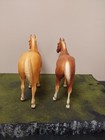 Breyer Traditional Set Of 2 Quarter Horse Yearling  102 Color Variant Good Cond 