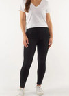 Elm Lifestyle Women s Skinny Jeans 20 22 Black  Pull On Curve Plus New With Tags