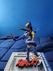 Wolverine  laura Kinney  Statue 