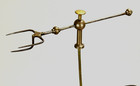   1700 s Bronze   Cast Iron Standing Roster Open Fire Meat Game Cooker   Trivet