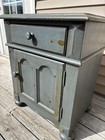 Broyhill Yorkshire Market Nightstand 4365-92