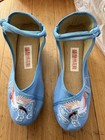 2 Pair Exquisite Embroidered Chinese Shoes Nwb