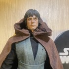 Sideshow Star Wars Luke Skywalker Jedi 1 6 Figure W  Lightsabers   Base