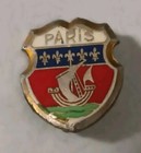 Paris Vintage Pin Badge France Resort Souvenir Travel Lapel  75 