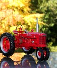 Farmall Farm Tractor 1930s 1940s Vintage Machinery 1 12 Model Diecast H