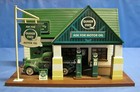 2001 Golden Wheel Quaker State Gas Station Die-o-rama