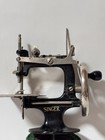 Vintage 1920s Singer Model 20 Collectible Child   s Sewing Machine