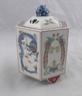 Asian Porcelain Covered Scent Jar Covered Box Jar Foo Dog Finial 6  By 4 