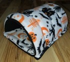 Halloween Handmade Guinea Pig  Small Pet Fleece Tunnel  With 2x Uhaul Bedding 