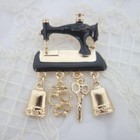Antique Sewing Machine Brooch  Retro Style  Cute Accessories  Vintage Jewelry