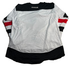 Reebok Chicago Blackhawks Nhl Premier Hockey Jersey     Size Medium