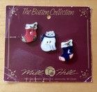 Mill Hill Button Collection Cats   Christmas Stockings Ceramic Buttons