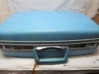 Vintage Samsonite Silhouette Light Blue Hard Shell Luggage Suitcase 20x16  n38m 