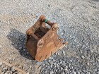 12  Cat Excavator Bucket  45 Mm Pins  Fits  Cat  Case  Deere  Hitachi