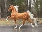 Breyer   Palomino Saddlebred   1825 Hamilton Anniversary Traditional Model Horse