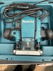 Makita Rp0900k 1-1 4 Horsepower Plunge Router With Case No Wrenches No Guide