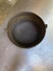 Vintage Classic Primitive Antique Cast Iron Bowl With Heat Ring   Bail Handle 4 