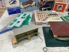 Lionel 0 Scale Lot Of Accessories