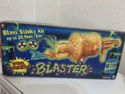 Rare New Box Stink Blasters Toy Gun   2 Stink Pods Fart Cannon 2004 Collectible