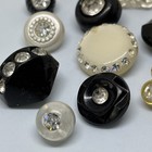 29 Vintage Jewel   Rhinestone Button Lot Plastic Black   White   Ivory