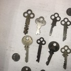 Lot Of 21 Antique Vintage Yale Padlock Lock Keys Ornate Keys