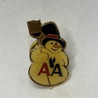 American Airlines Snowman Aviation Airline Flying Plane Enamel Lapel Hat Pin