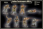 Mars Figures 32054 1 32 Italian Paratroopers Ww2  16 Figures   8 Poses 